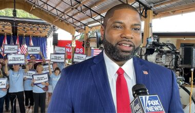 Rep. Bryon Donalds leads Florida governor race with Trump support