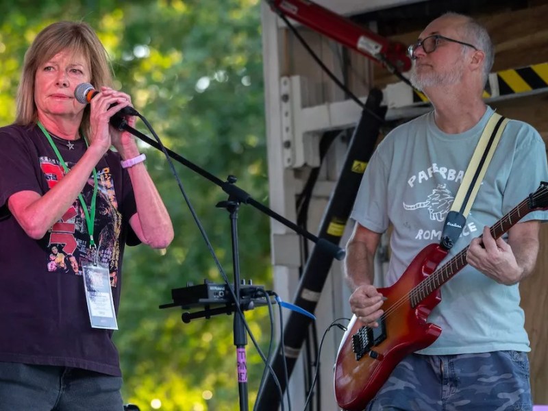 Orlando bands like Pinko Beats and Sauss throw a rockin’ food drive this week