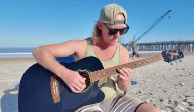 Visitors trade winter chill for Central Florida sunshine on Christmas