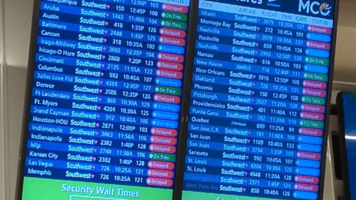 Holiday travel delays impact hundreds of flights at Orlando International Airport