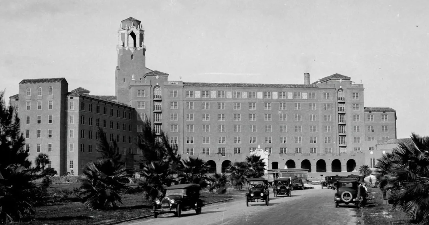 The remarkable history of the 100-year-old Vinoy Hotel that nearly never was