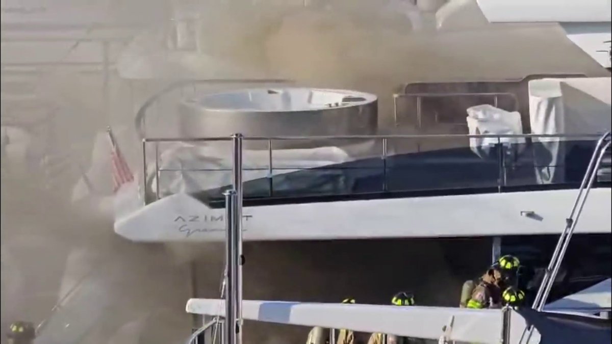 Heavy smoke seen coming from 60-foot yacht in Miami Beach after catching on fire – NBC 6 South Florida