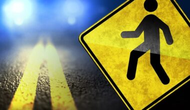 Pedestrian dies after being hit by vehicle in Jacksonville