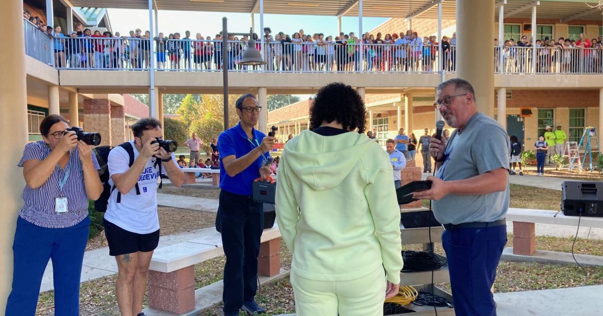 Coach Kara Lawson’s message helps New Heights Elementary reach the top | St. Petersburg
