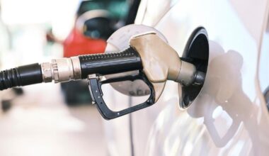 Miami gas prices drop; Key Biscayne holds at $4.49 | Miami