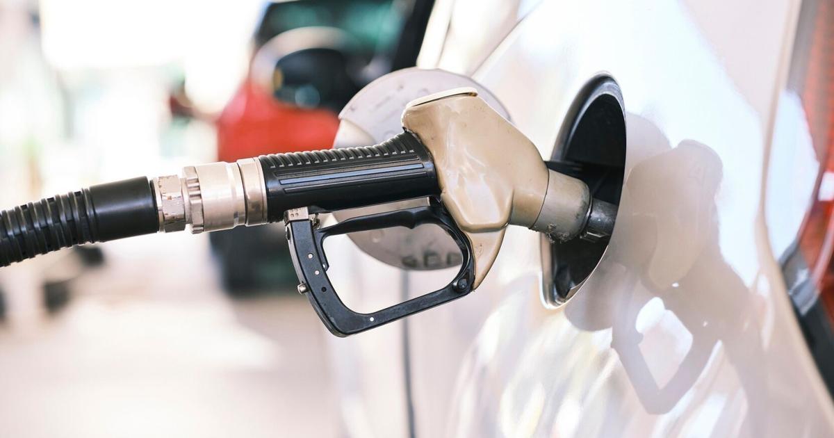 Miami gas prices drop; Key Biscayne holds at $4.49 | Miami