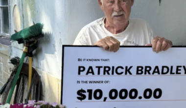 Publishers Clearing House prize patrol hands out sweepstakes check in St. Petersburg | St. Petersburg