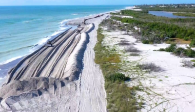 Sanibel Island's beach restoration brings 450,000 tons of sand ashore | Lee County