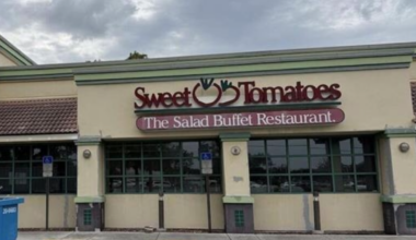 Sweet Tomatoes set to return to south Fort Myers | Lee County