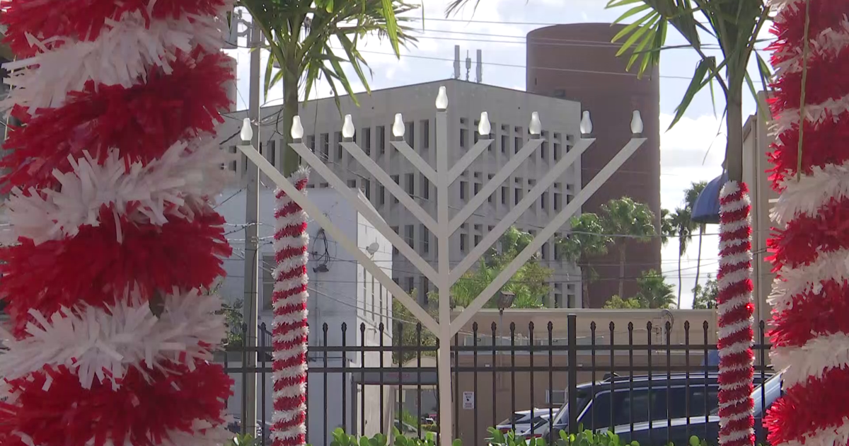 Hanukkah begins amid tragedy; SWFL Jews and law enforcement stand strong | State