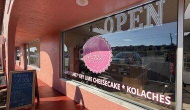 Cape Coral business bakes with a passion | Lee County