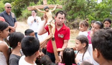 Crucifix finds new home in Honduras | Palm Beach