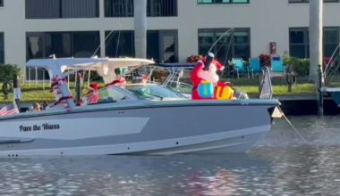 Cape Coral's beloved boat parade lights up Bimini Basin | Lee County