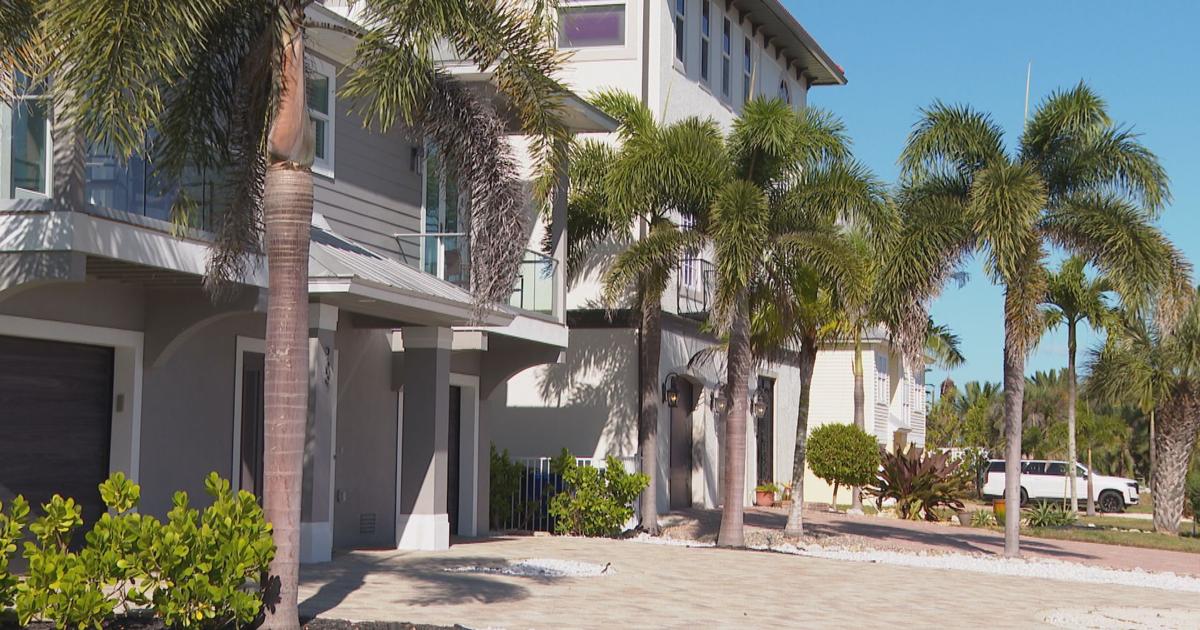 Fort Myers Beach homeowners welcome flood insurance discount | Lee County