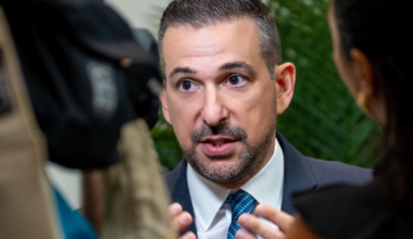 Broward Schools COO turns in resignation letter amid uproar over district management | Education