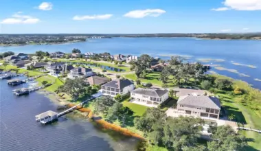 A home on Winter Garden's peninsula cul-de-sac is now for sale