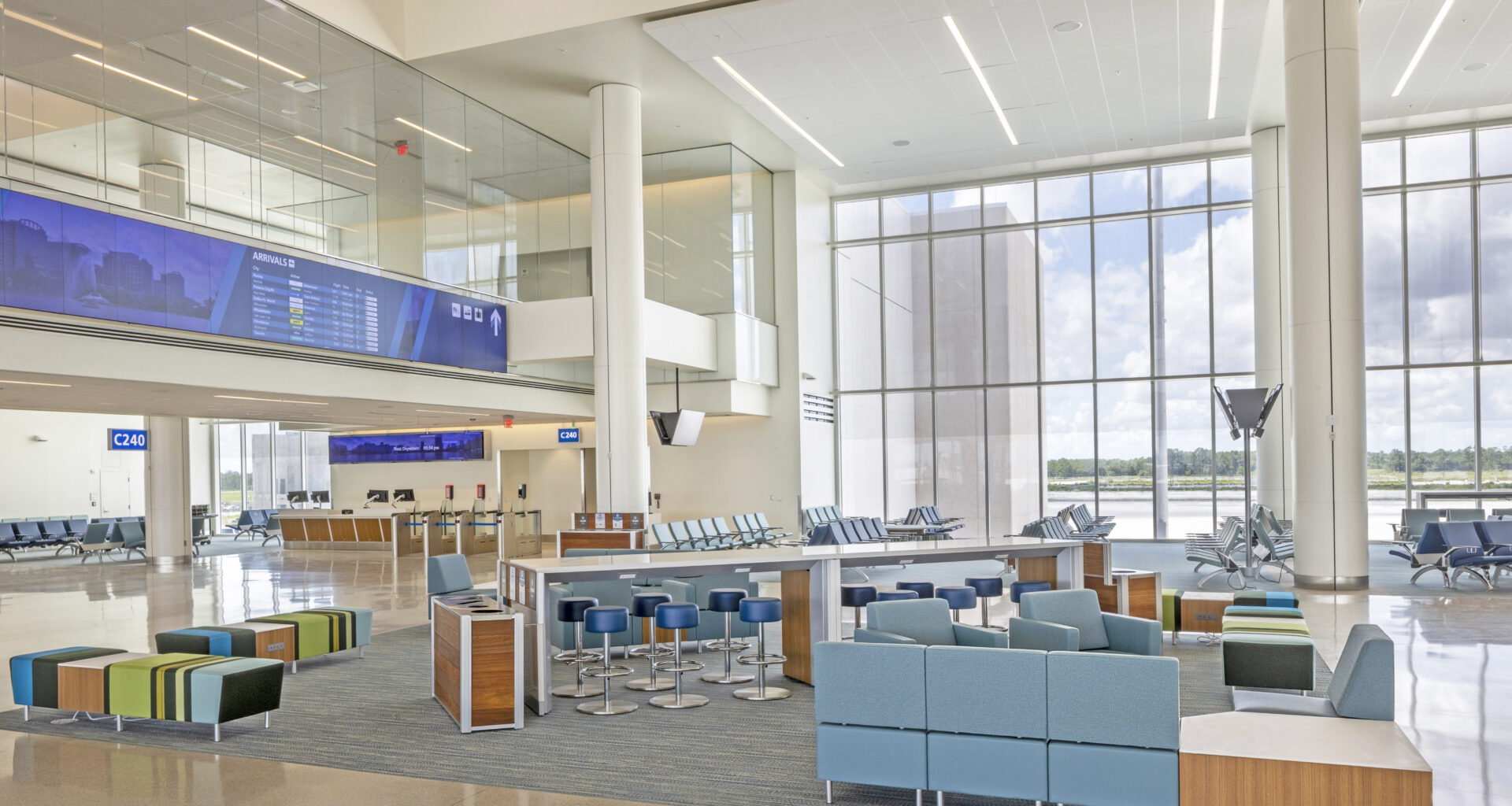 Orlando International Airport Braces for Record Holiday Travel Through Early January 2026