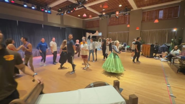 ‘Frozen’ hits the stage in sunny South Florida
