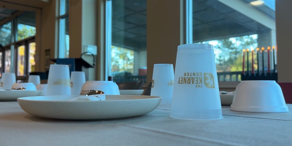 Kearney Center hosts memorial service for lives lost while experiencing homelessness