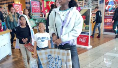 Thomas County family surprises kids with Christmas shopping spree