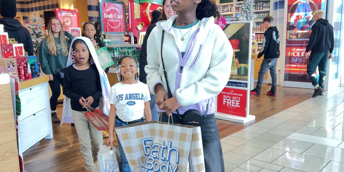 Thomas County family surprises kids with Christmas shopping spree
