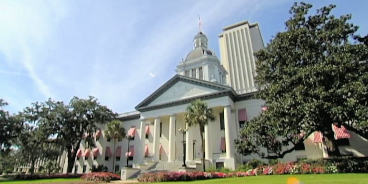 Gov. DeSantis gives Christmas Eve off for state employees