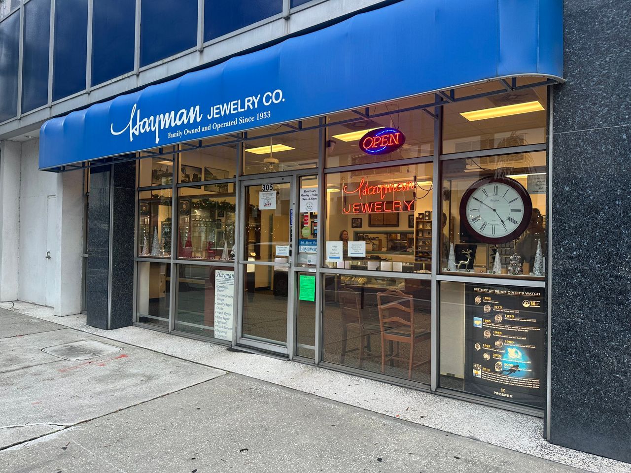 Hayman Jewelry Co. storefront at 305 East Madison Street. (Spectrum News/Sarah Blazonis)