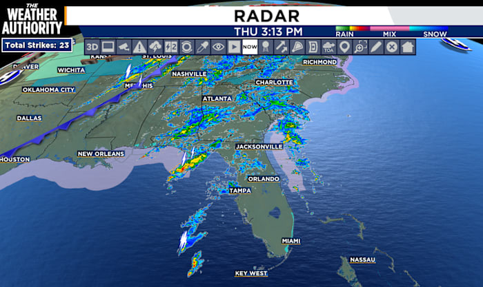 Scattered Showers Sweep Southeast Georgia, Northeast Florida