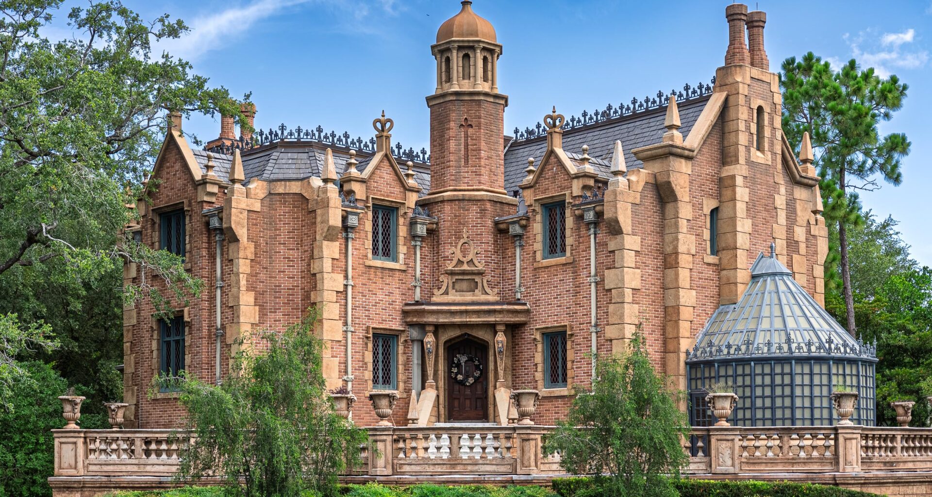 Walt Disney Imagineering Files New Haunted Mansion Permit for Set Installation