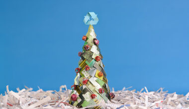 Lee County shares holiday recycling tips for a greener season