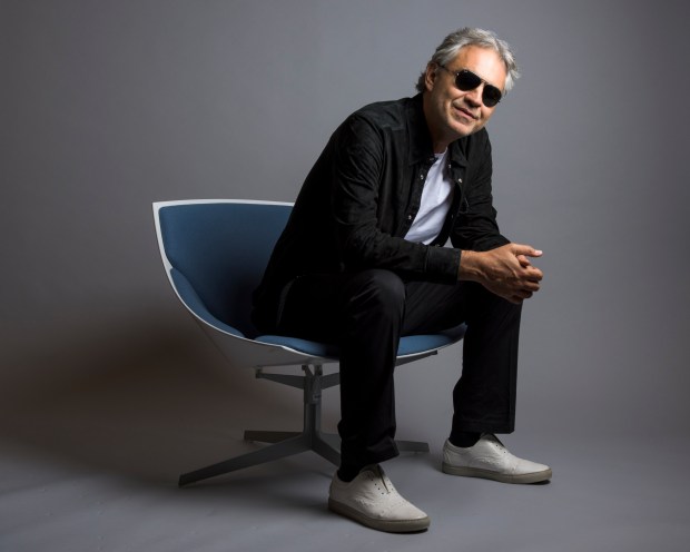 Andrea Bocelli posa en Nueva York en octubre de 2015.