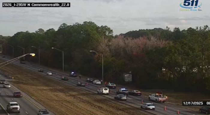 Deadly crash blocking right northbound lane of I-295 near Commonwealth Avenue