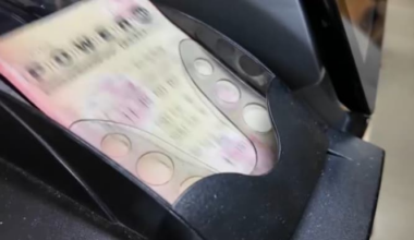 Powerball jackpot climbs to $875 million