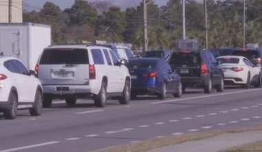 Holiday travel peaks on Christmas Eve as Florida Highway Patrol urges safety