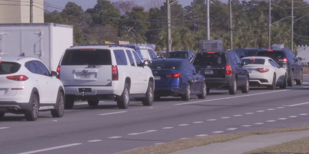 Holiday travel peaks on Christmas Eve as Florida Highway Patrol urges safety