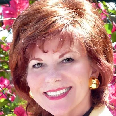 Kathryn Summer lived in Fort Lauderdale for 37 years and is a member of the civic group Leadership Broward.