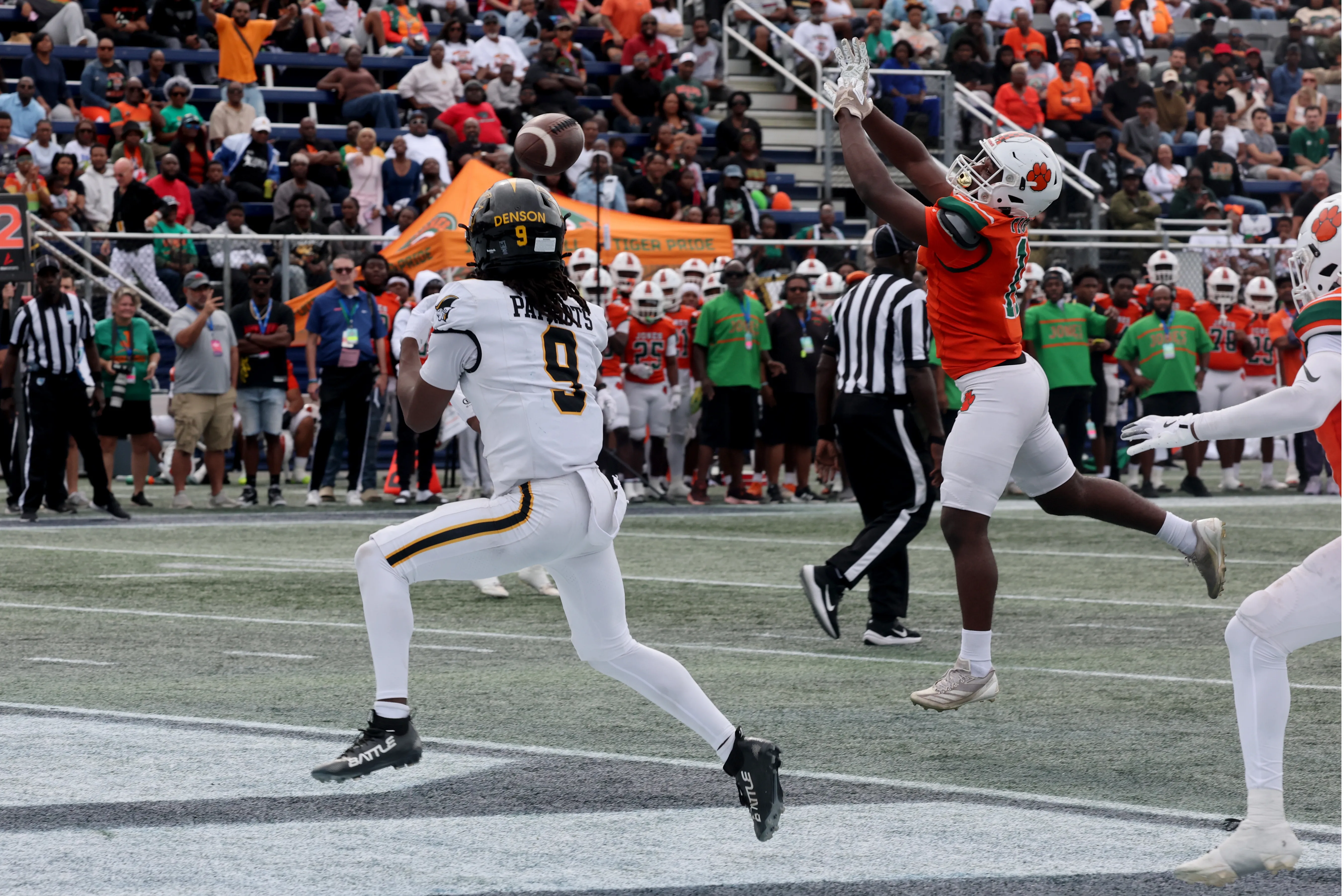 American Heritage High Schoolâs Denson Jamar scores a touchdown against...