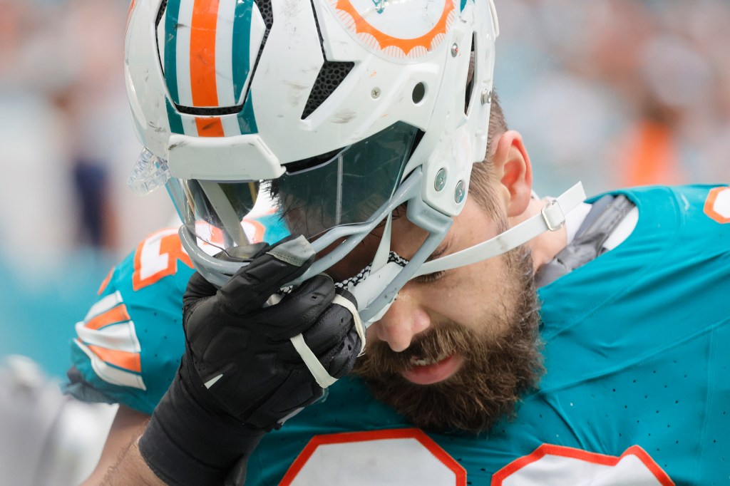 Grading Miami's 45-21 loss to Cincinnati