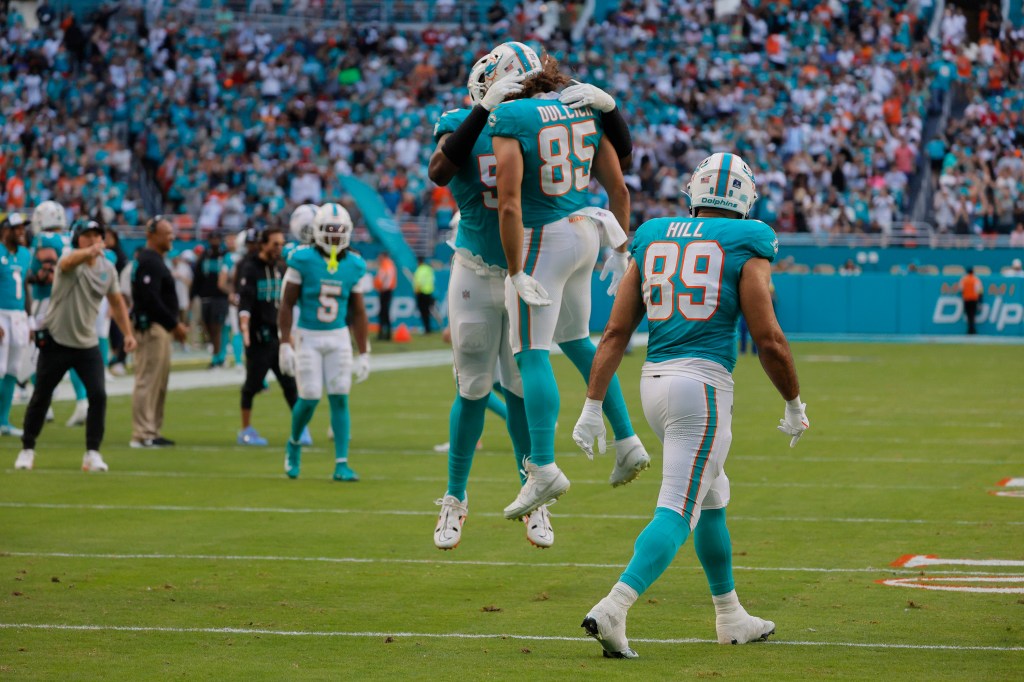 Ten thoughts on Miami Dolphins' 20-17 win against Tampa Bay