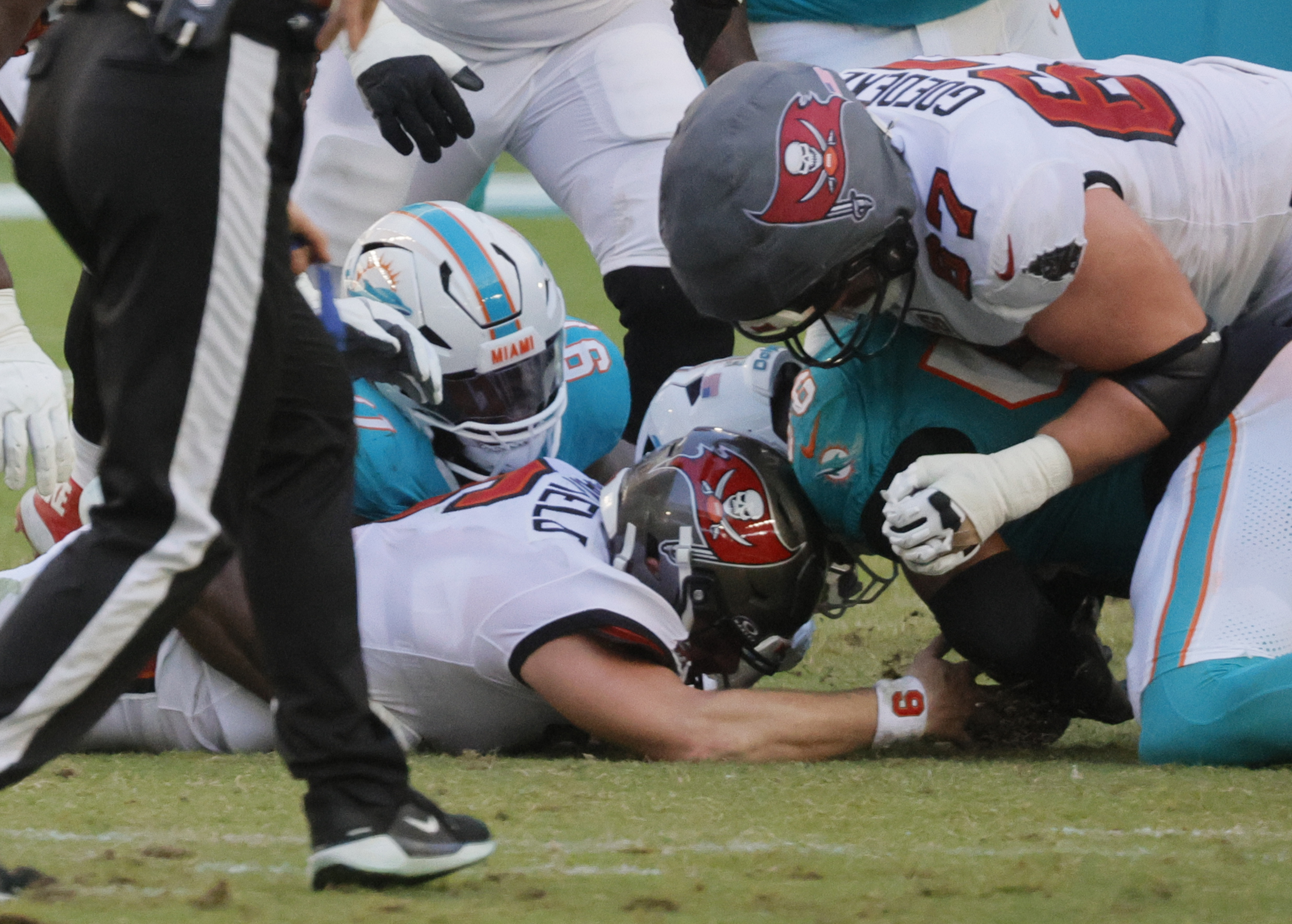 Tampa Bay Buccaneers quarterback Baker Mayfield (6) is sacked and...