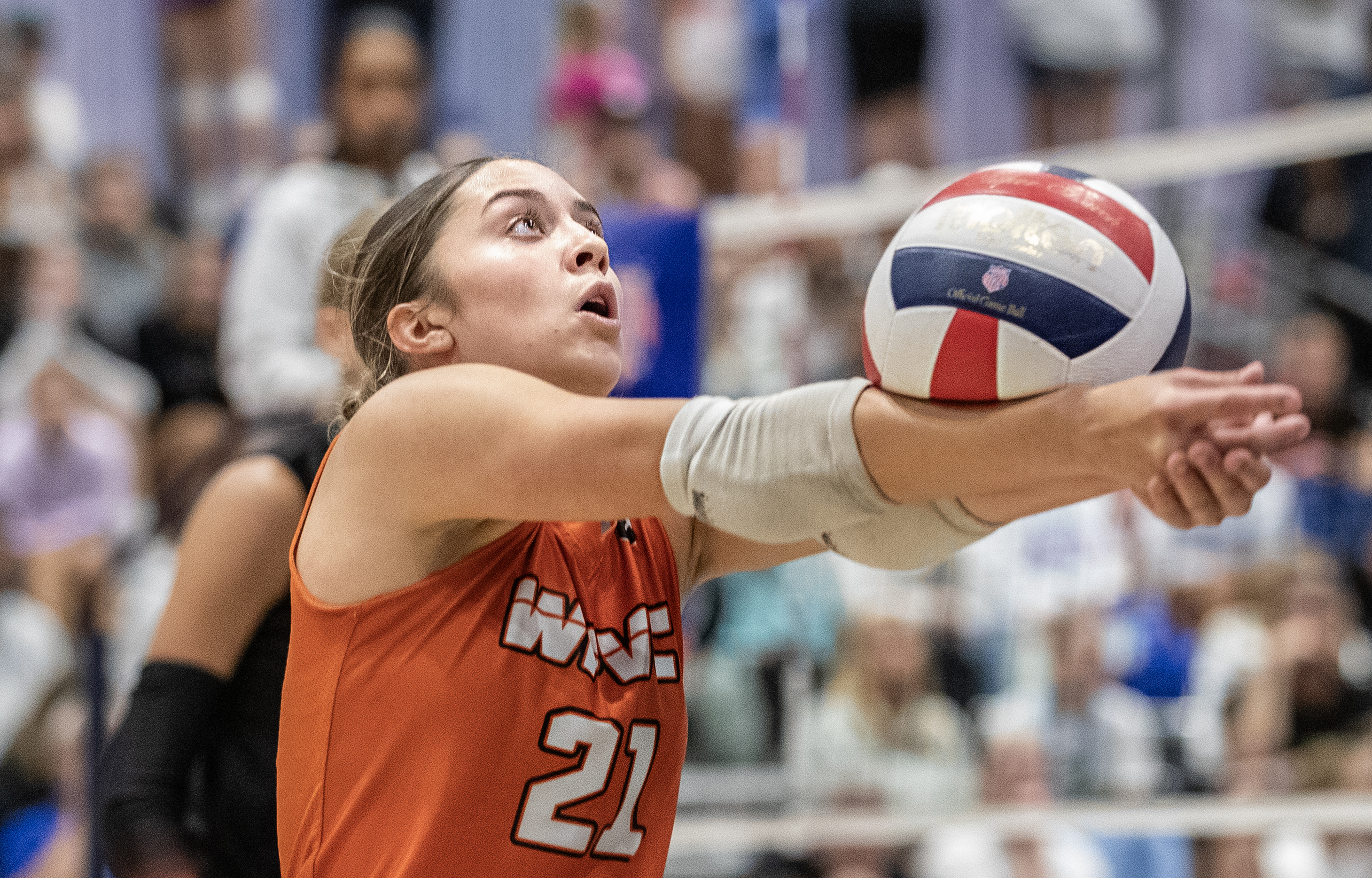 WââPVC 2025 17 Armour Black player Paige Lehman, (21) bumps...