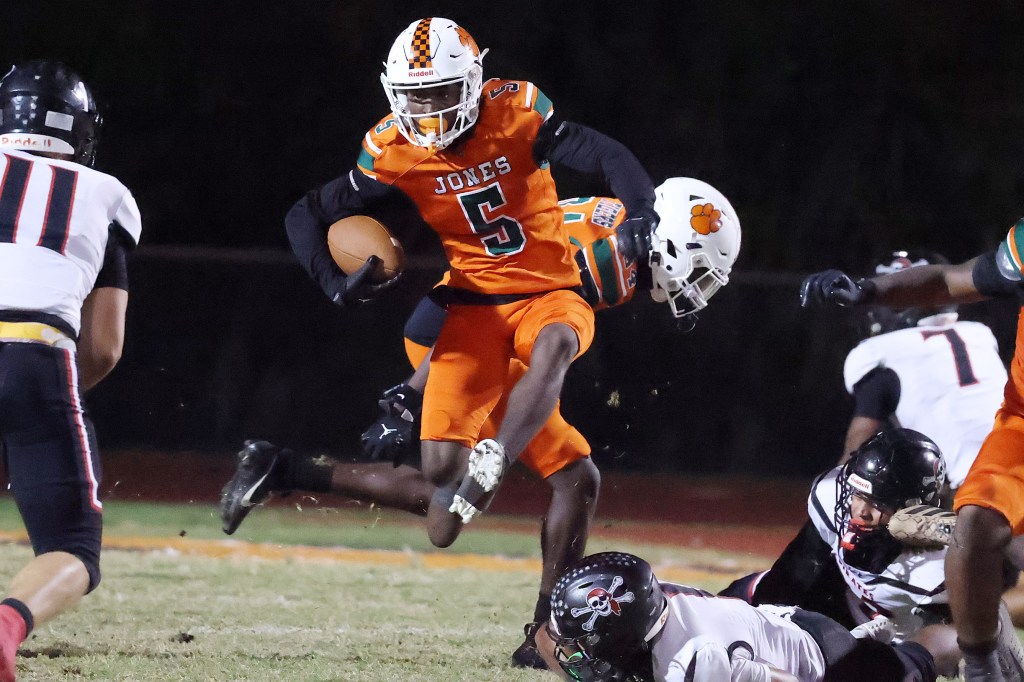 Jones High Wins Football Playoff Over Port Charlotte – Orlando Sentinel