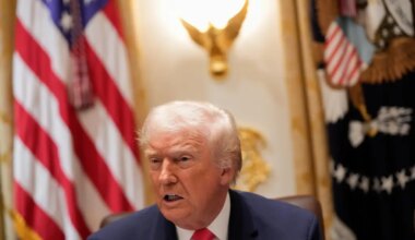 The Supreme Court weighs another step in favor of broad presidential power sought by Trump – Orlando Sentinel