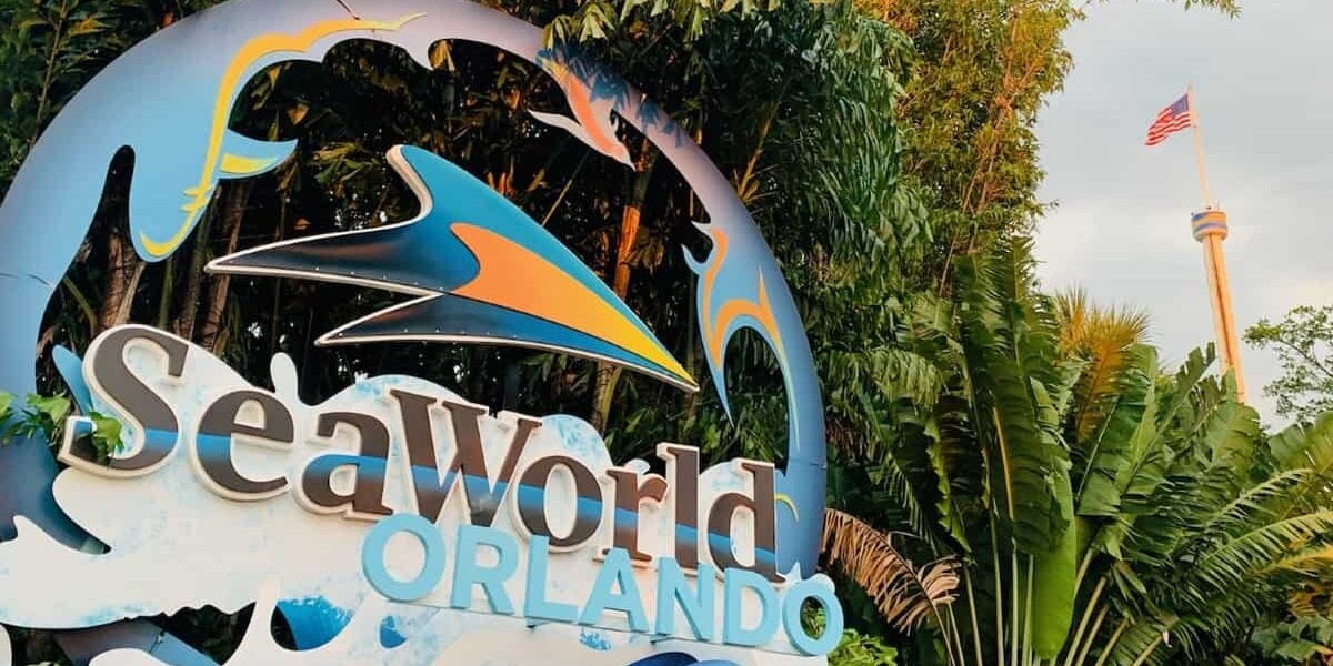 A sign at the entrance to SeaWorld Orlando