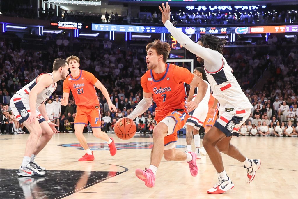 Florida Men's Basketball Drops Second Straight, Lose to No. 5 UConn - WRUF 98.1 FM | 850 AM