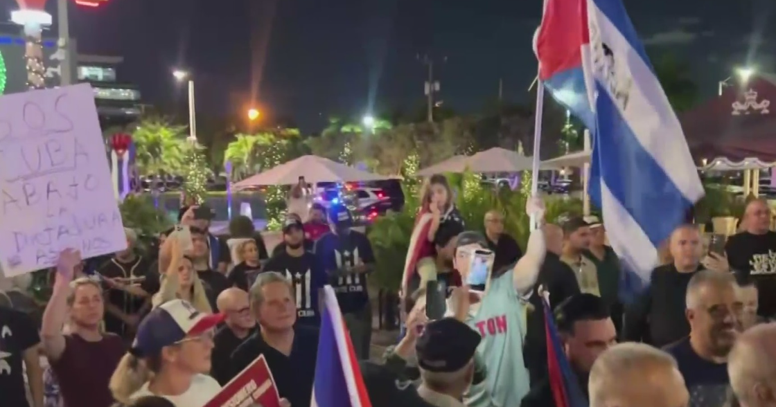 Cuban Americans rally in Miami, call for human rights in Cuba