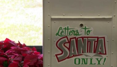 Festive Florida town becomes postal hub for Christmas cheer