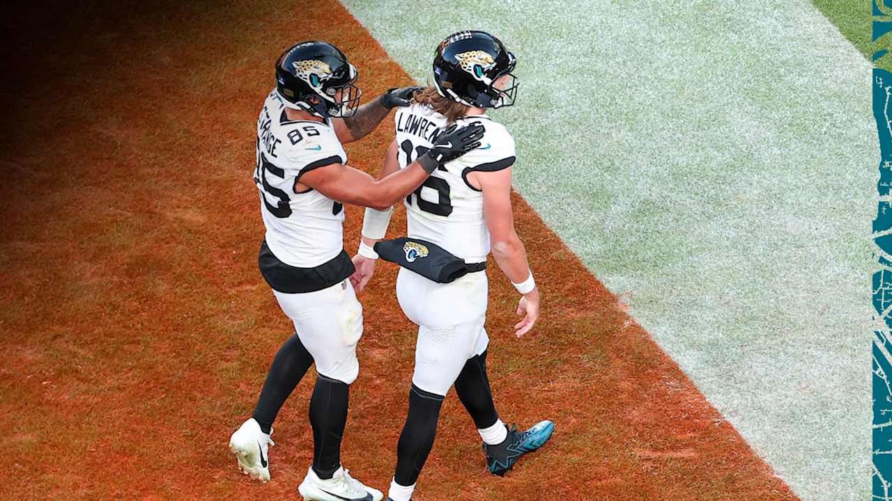 Late Night Questions with Jaguars O-Zone