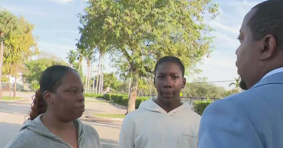 Lauderdale Lakes mother outraged after teen left behind on school bus