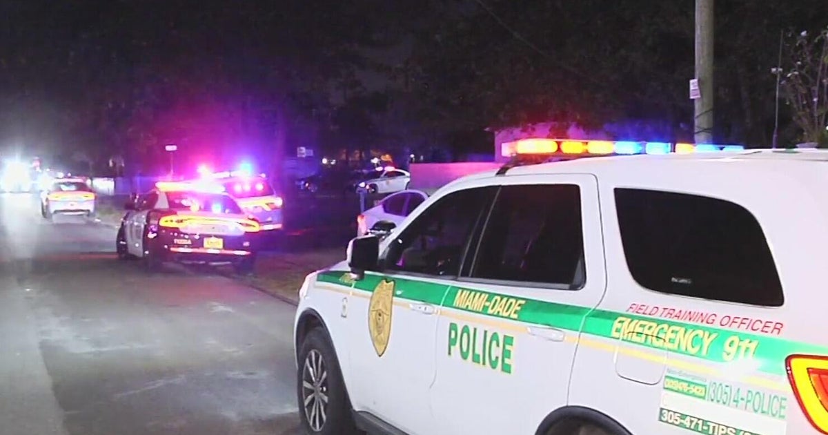 Man killed, woman injured after shooting in Northwest Miami-Dade, authorities say